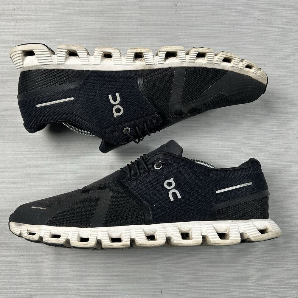 On Running Cloud 5 Men’s Size 11.5 Black Running Shoes Fitness Sneakers ANV TK